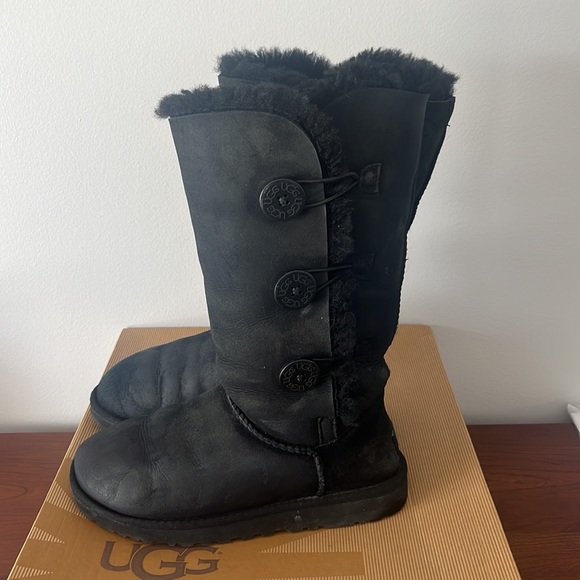 UGG Black Tall Bailey Boots - Picture 2 of 5